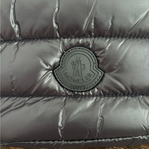 Brand new Moncler puffer travel pouch - Picture 6 of 7